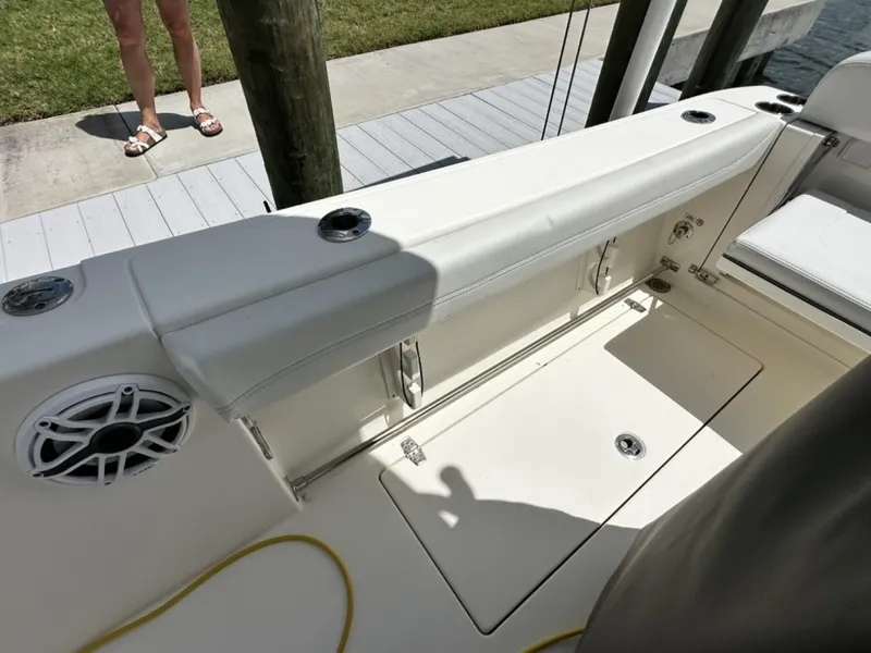Slide: The Image of Cobia 240 CC 2021 - 6183942