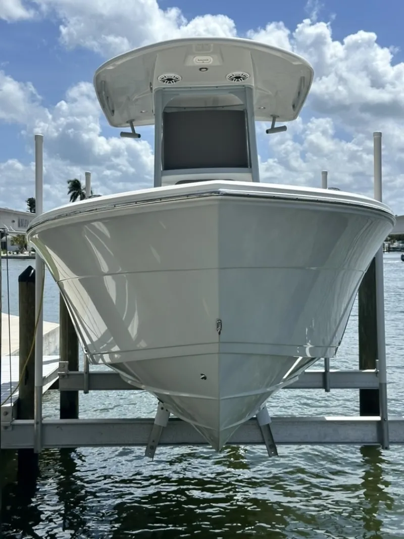 Slide: The Image of Cobia 240 CC 2021 - 6183914