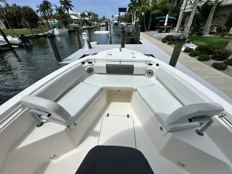 Slide: The Image of Cobia 240 CC 2021 - 6183959