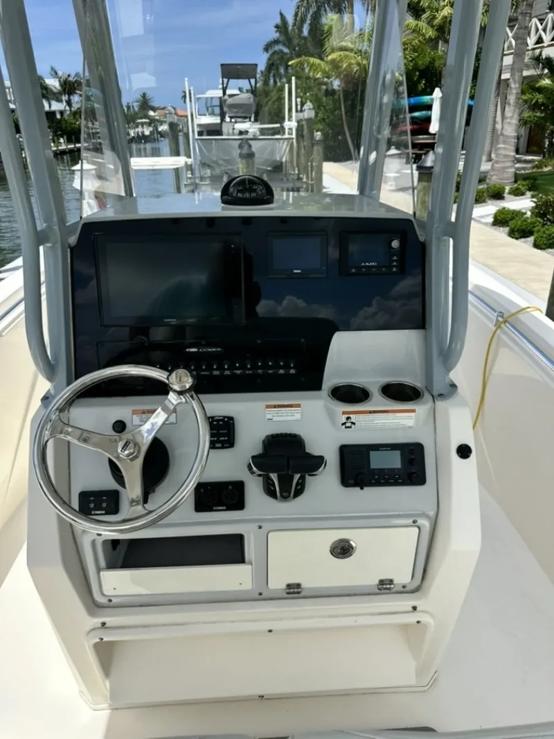 Slide: The Image of Cobia 240 CC 2021 - 6183982