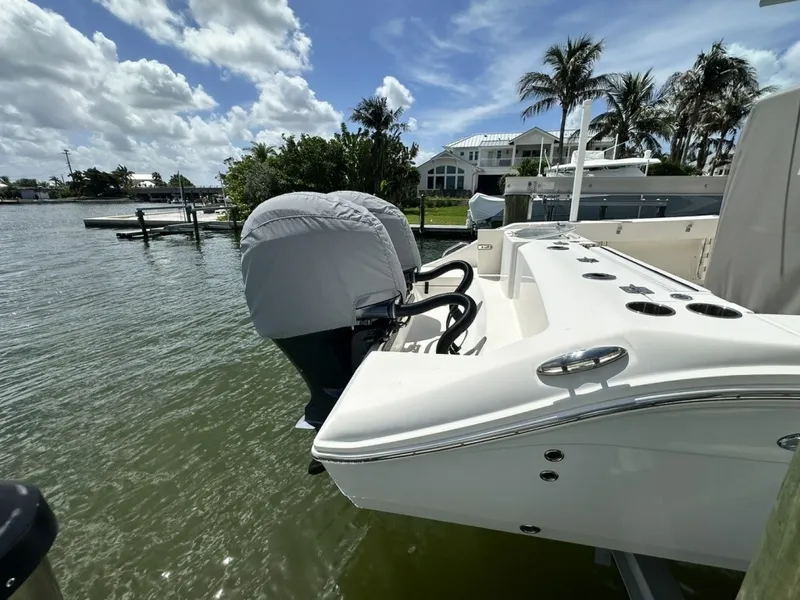 Slide: The Image of Cobia 240 CC 2021 - 6183918