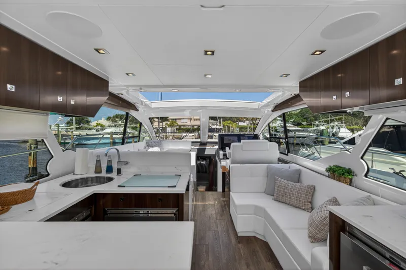 Slide: The Image of Cruisers 50 CANTIUS 2023 - 6182240