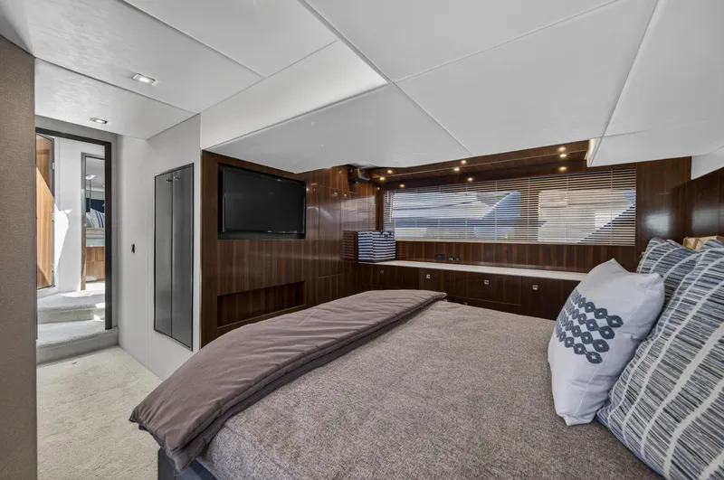 Slide: The Image of Cruisers 50 CANTIUS 2023 - 6182279