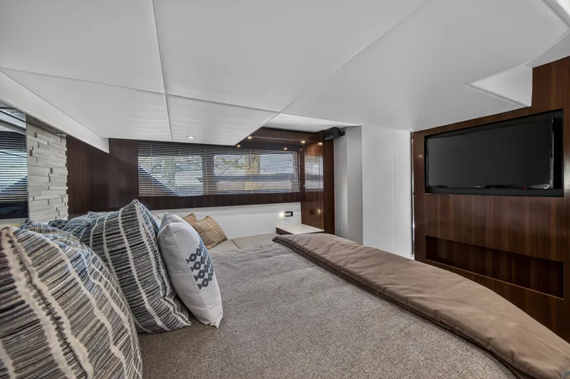 Slide: The Image of Cruisers 50 CANTIUS 2023 - 6182283