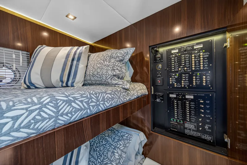 Slide: The Image of Cruisers 50 CANTIUS 2023 - 6182289