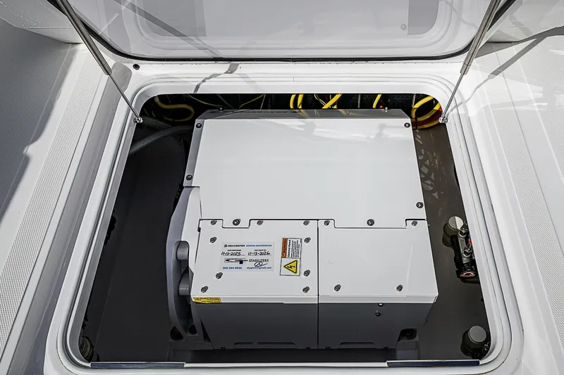 Slide: The Image of Bahama 41 Open CC 2022 - 6186277