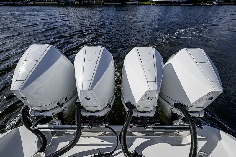Slide: The Image of Bahama 41 Open CC 2022 - 6186281