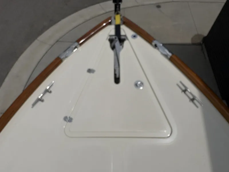 Slide: The Image of Hinckley Yachts 36 Picnic EP 2004 - 6186438