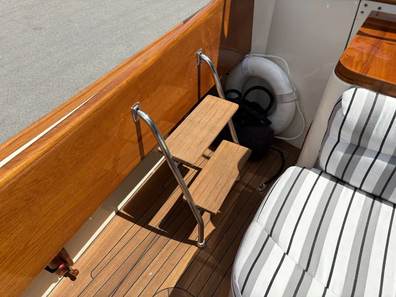 Slide: The Image of Hinckley Yachts 36 Picnic EP 2004 - 6186454
