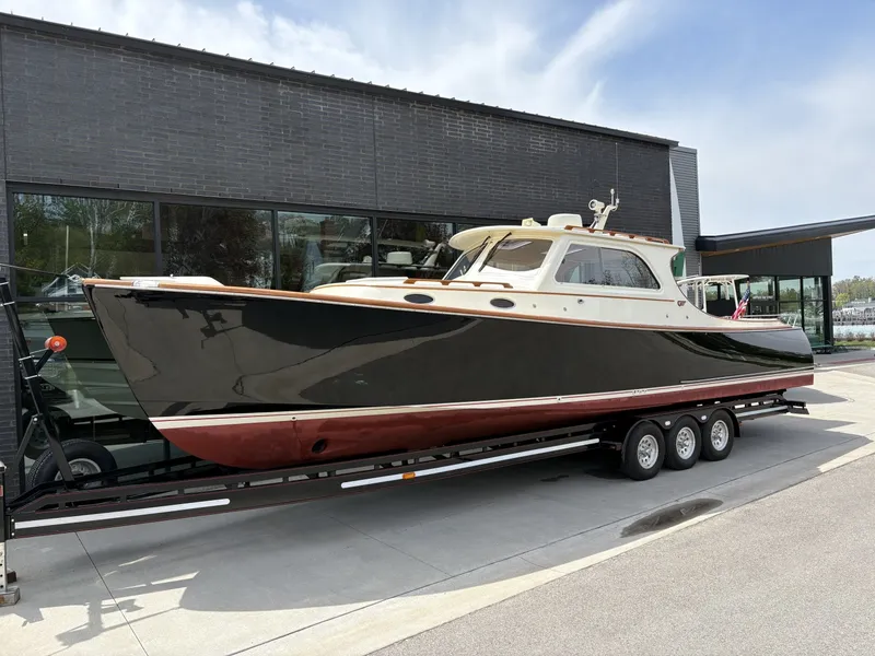 Slide: The Image of Hinckley Yachts 36 Picnic EP 2004 - 6186445