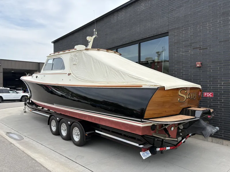 Slide: The Image of Hinckley Yachts 36 Picnic EP 2004 - 6186440