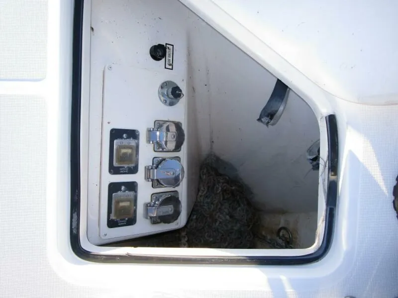 Slide: The Image of Optional Bow Shore Power Hookup - 6186530