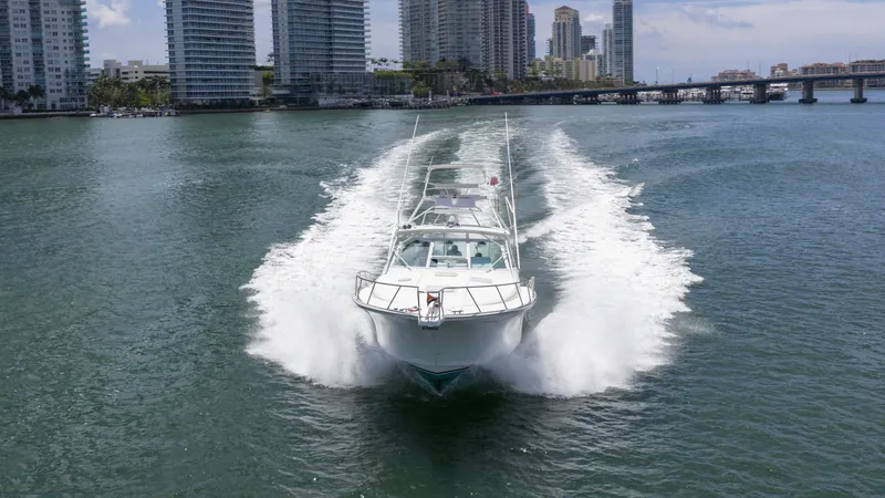 Slide: The Image of Cabo 45 EXPRESS 2000 - 6253016