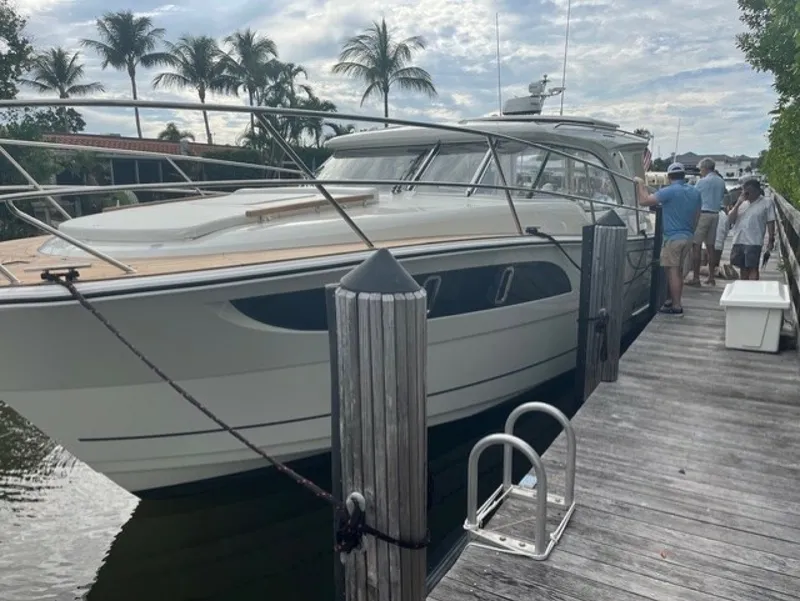 Slide: The Image of Marex 360 Cabriolet Cruiser 2026 - 6759555