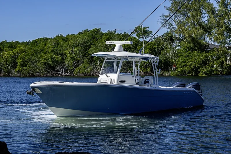 Slide: The Image of Cobia 320 CC 2021 - 6187471