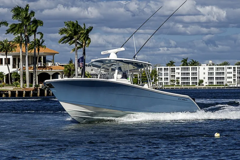 Slide: The Image of Cobia 320 CC 2021 - 6187507