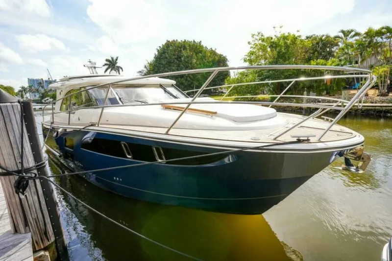 Slide: The Image of Marex 360 Cabriolet Cruiser 2026 - 6187519
