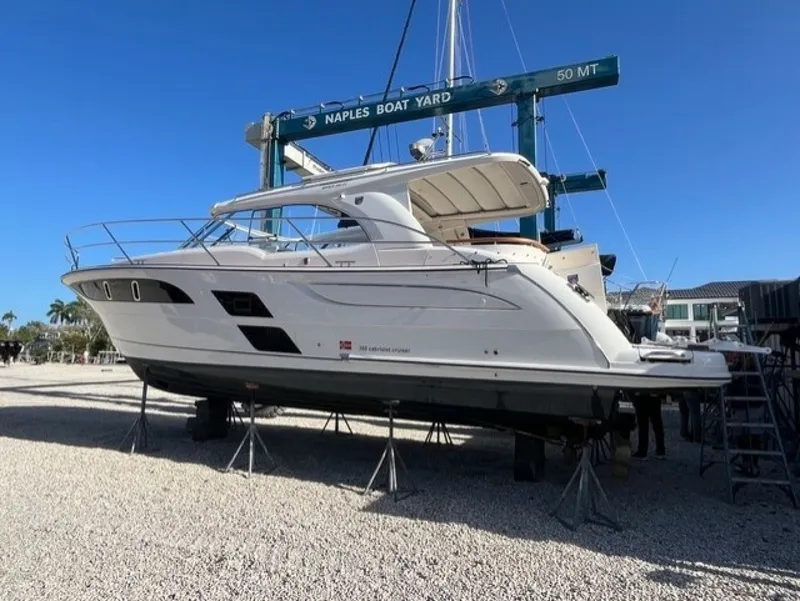 Slide: The Image of Marex 360 Cabriolet Cruiser 2026 - 6759585