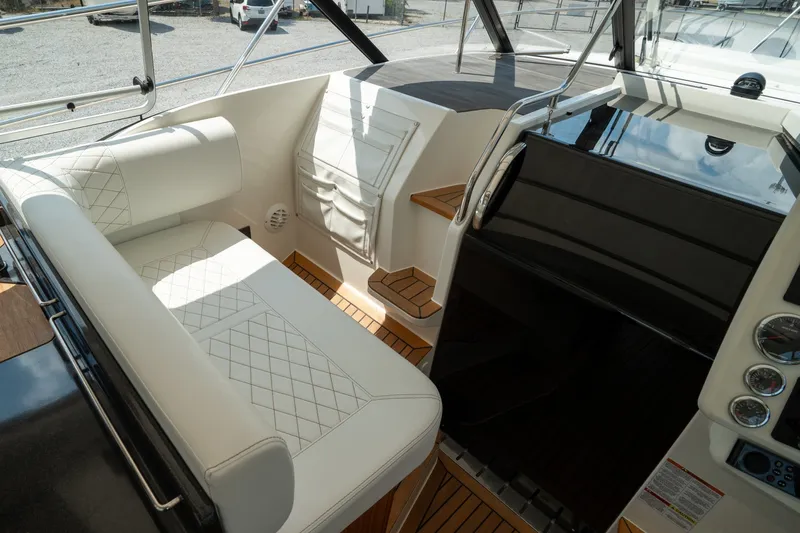 Slide: The Image of Marex 360 Cabriolet Cruiser 2026 - 7526342