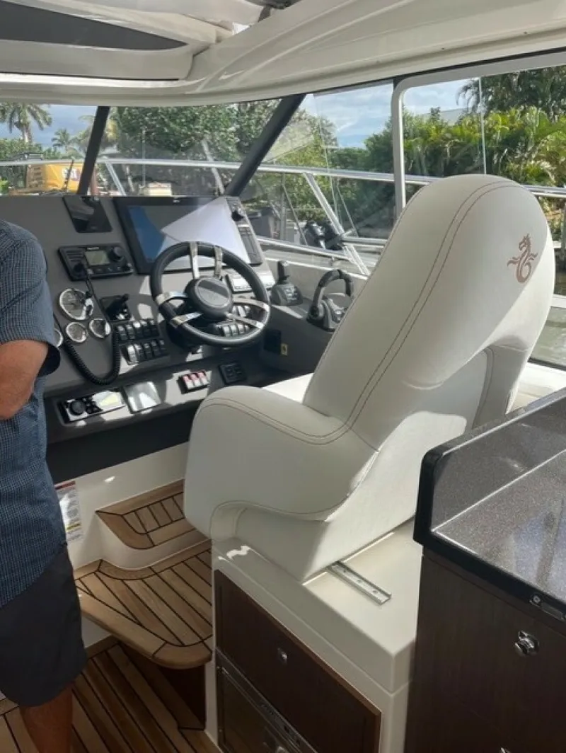 Slide: The Image of Marex 360 Cabriolet Cruiser 2026 - 6759601