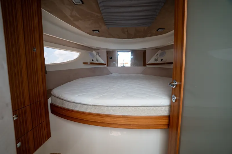 Slide: The Image of Marex 360 Cabriolet Cruiser 2026 - 7526344