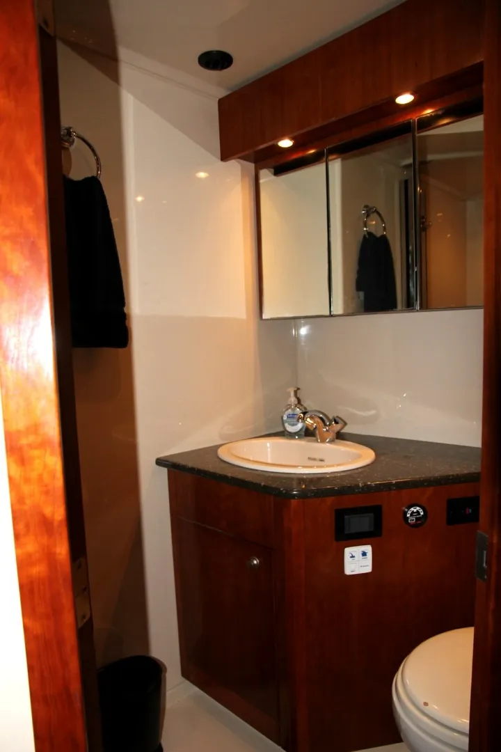 Slide: The Image of Cruisers 520 EXPRESS 2007 - 6188166