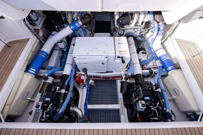 Slide: The Image of Jarrett Bay Hardtop Express 2015 - 6202839