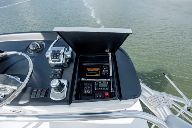 Slide: The Image of Jarrett Bay Hardtop Express 2015 - 6202757