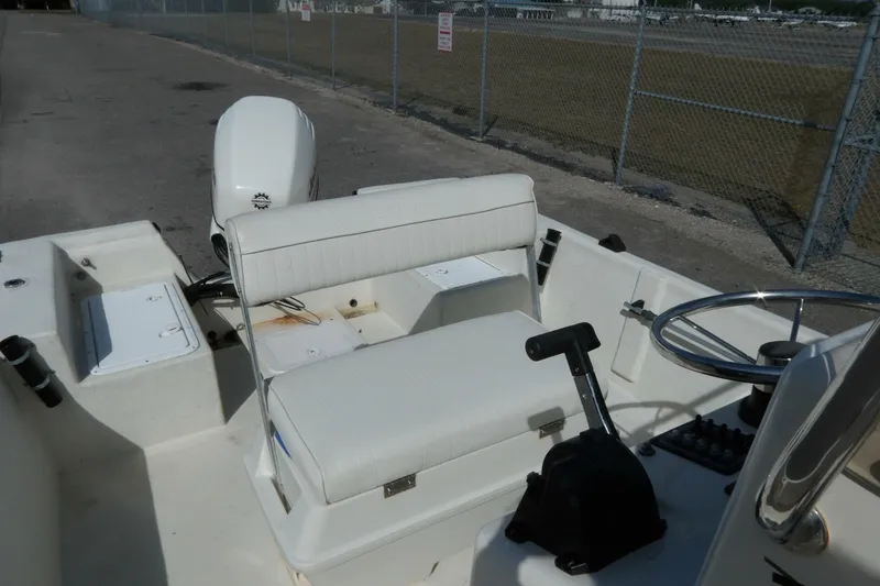 Slide: The Image of May-Craft 1800 Skiff 2005 - 6203022