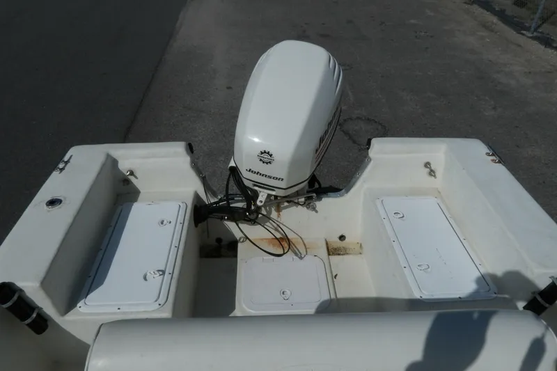 Slide: The Image of May-Craft 1800 Skiff 2005 - 6203023