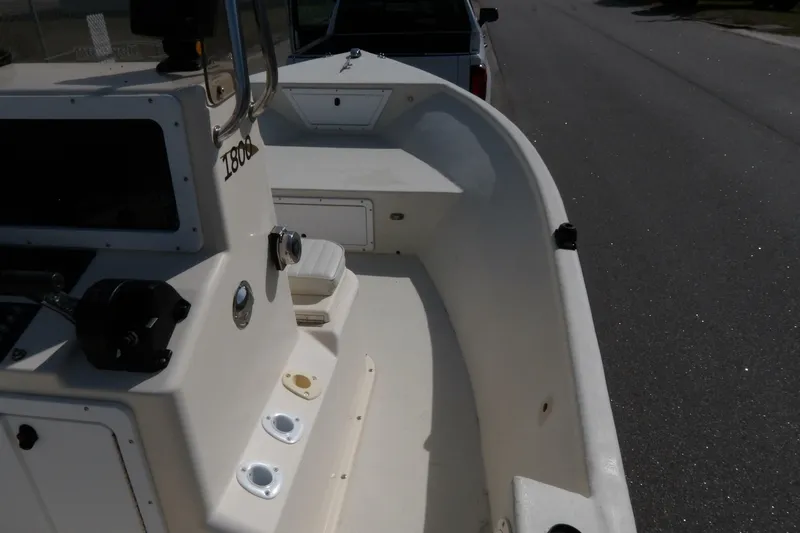 Slide: The Image of May-Craft 1800 Skiff 2005 - 6203045