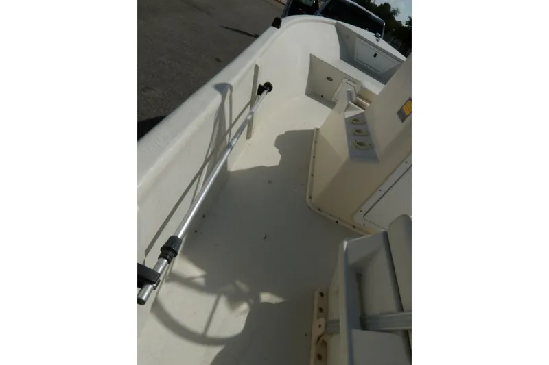 Slide: The Image of May-Craft 1800 Skiff 2005 - 6203016