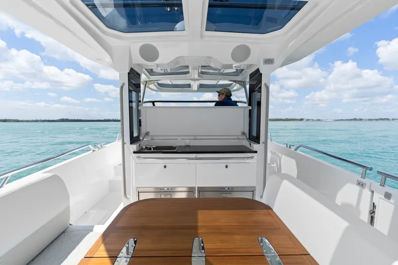 Slide: The Image of Nimbus Sport Tender 42 2026 - 7867461