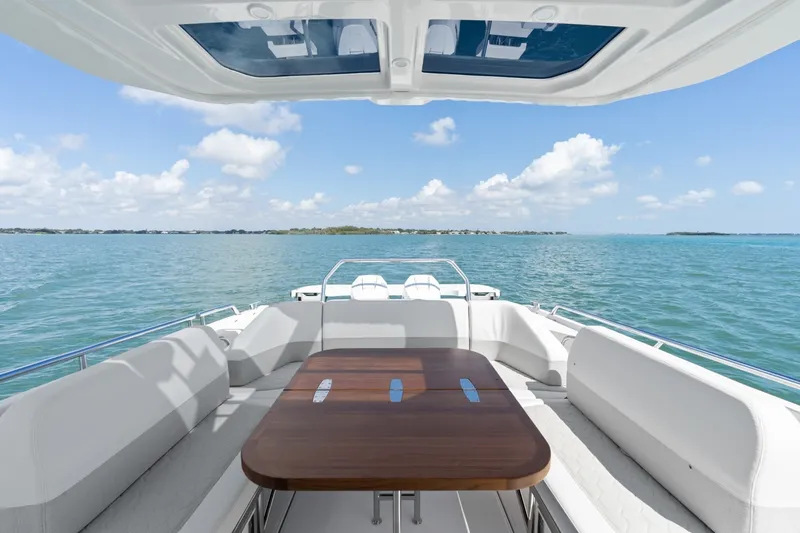 Slide: The Image of Nimbus Sport Tender 42 2026 - 7867464