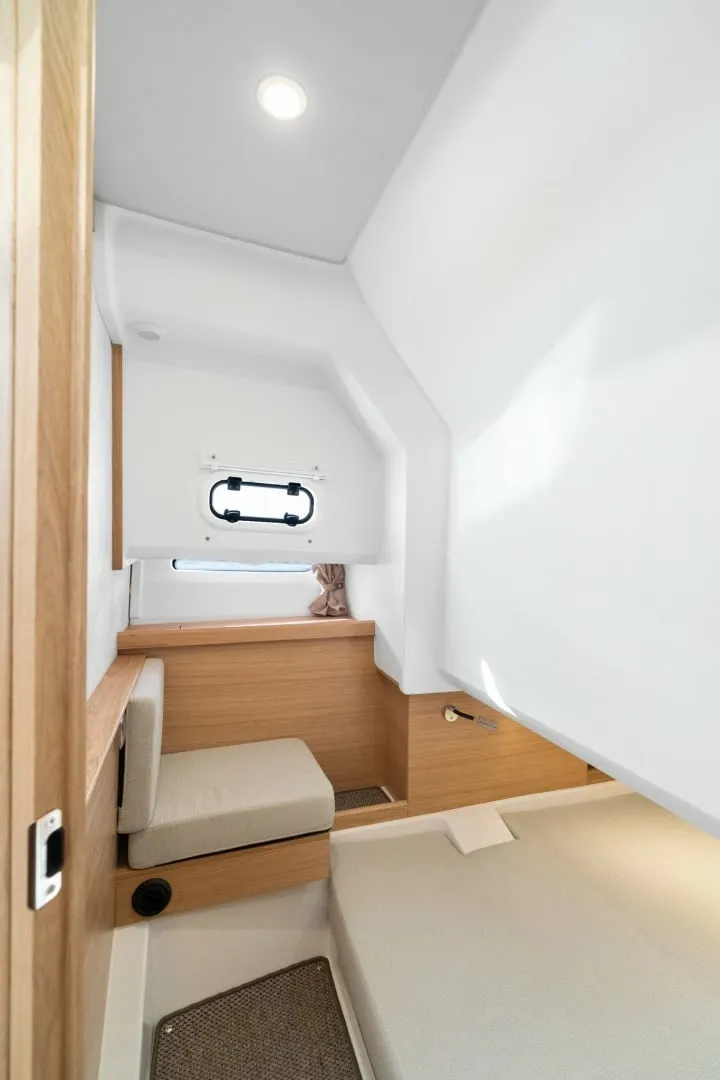 Slide: The Image of Nimbus Sport Tender 42 2026 - 7867454