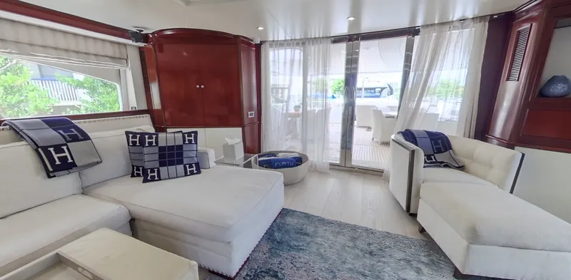 Slide: The Image of Benetti 115 Classic 2003 - 6203147