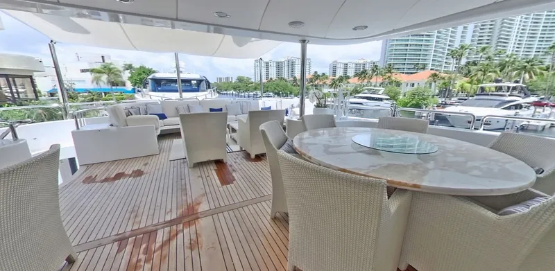 Slide: The Image of Benetti 115 Classic 2003 - 6203160