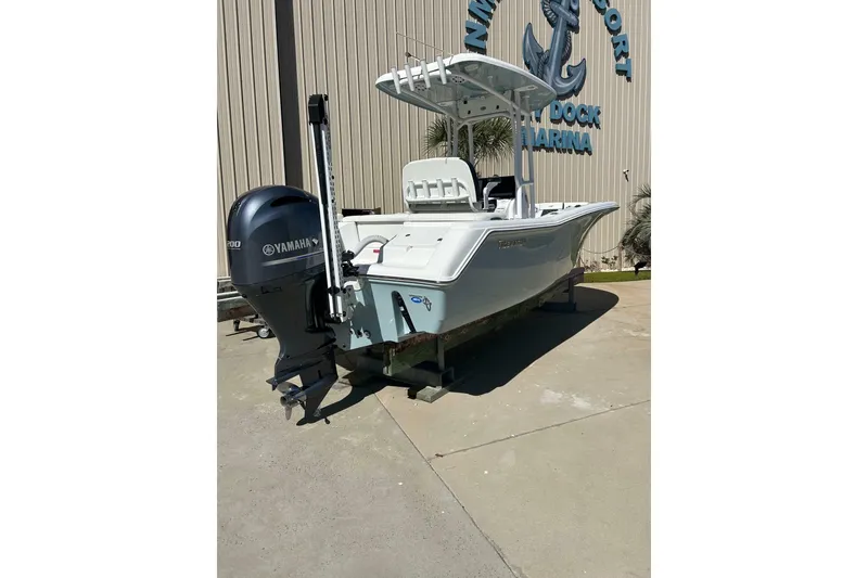 Slide: The Image of Tidewater 220 LXF 2023 - 6203240