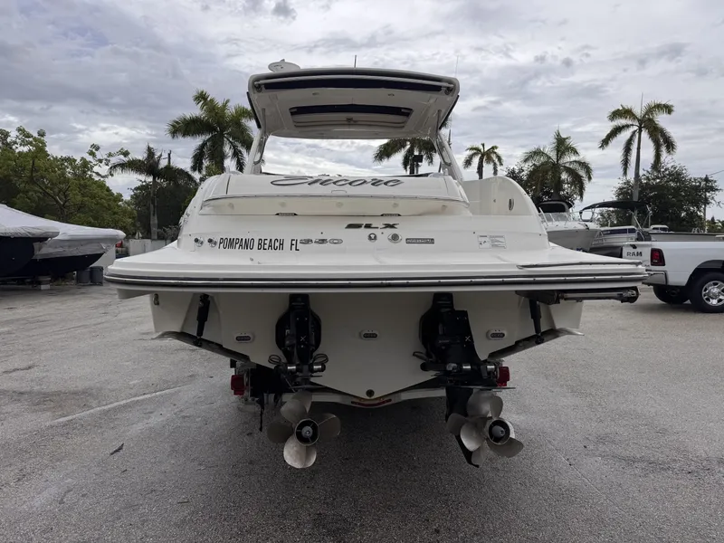 Slide: The Image of Sea Ray 350 SLX 2016 - 6203510