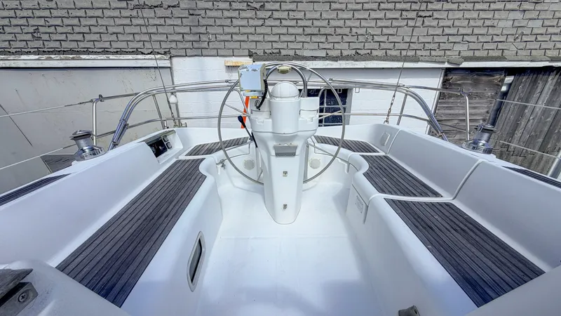 Slide: The Image of Beneteau Oceanis 361 2002 - 8231801