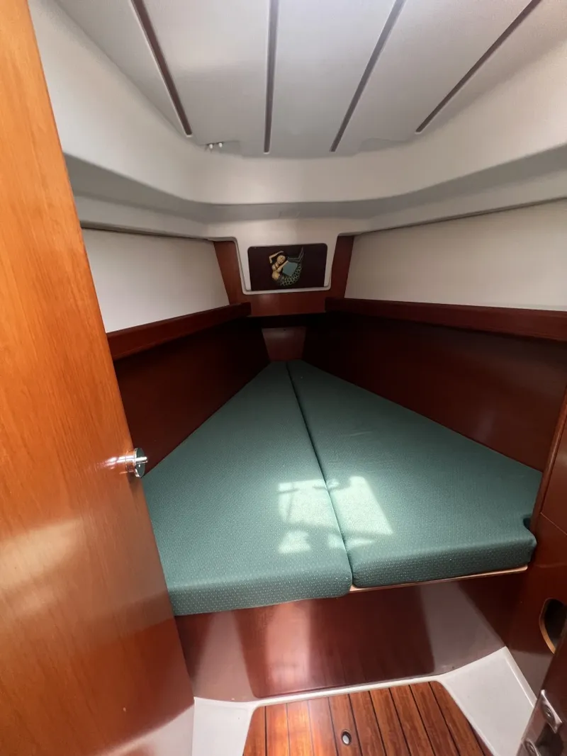 Slide: The Image of Beneteau Oceanis 361 2002 - 6303857