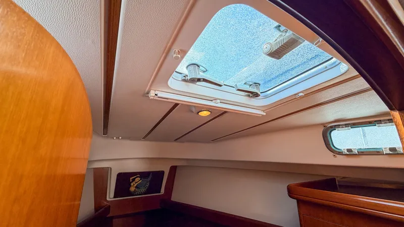 Slide: The Image of Beneteau Oceanis 361 2002 - 8231826