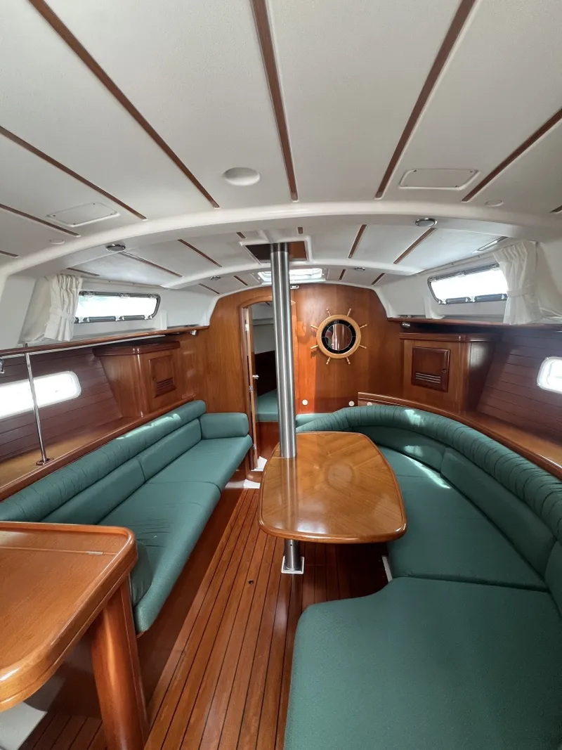 Slide: The Image of Beneteau Oceanis 361 2002 - 6303856