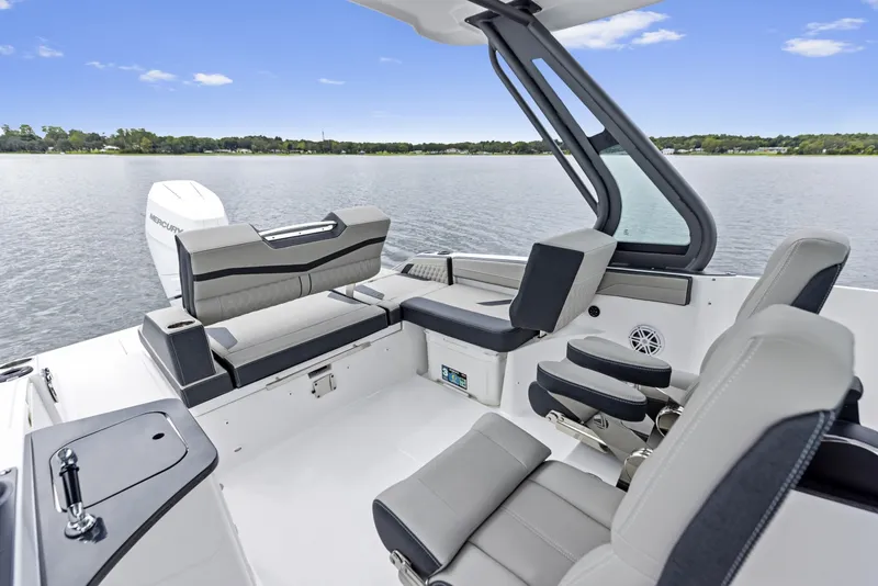 Slide: The Image of Monterey Elite 27 OB 2027 - 6203853