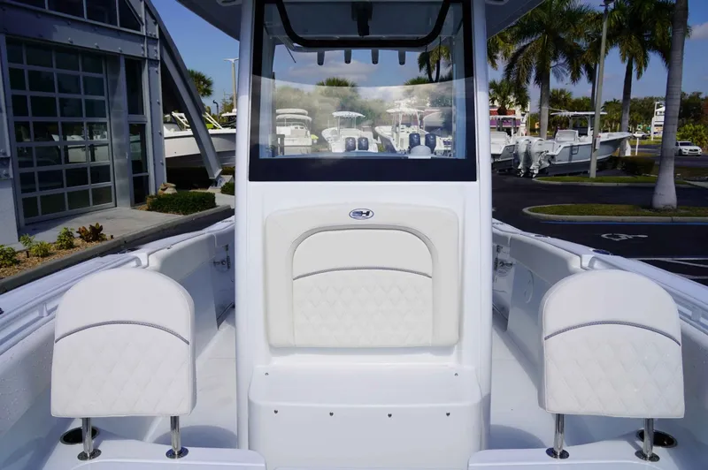 Slide: The Image of Sea Hunt Ultra 255SE 2026 - 6203878