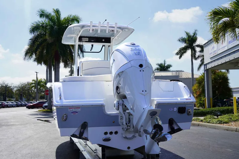 Slide: The Image of Sea Hunt Ultra 255SE 2026 - 6203863