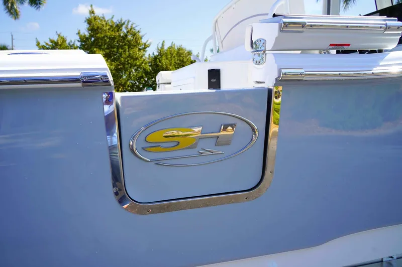 Slide: The Image of Sea Hunt Ultra 255SE 2026 - 6203899
