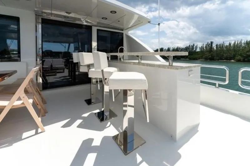 Slide: The Image of Ocean Alexander Motoryacht 100 2019 - 6203919