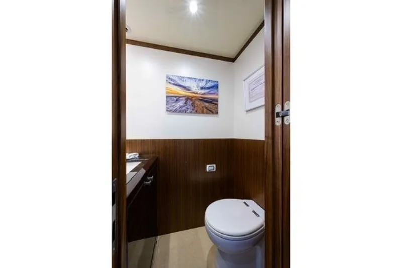 Slide: The Image of Ocean Alexander Motoryacht 100 2019 - 6203926