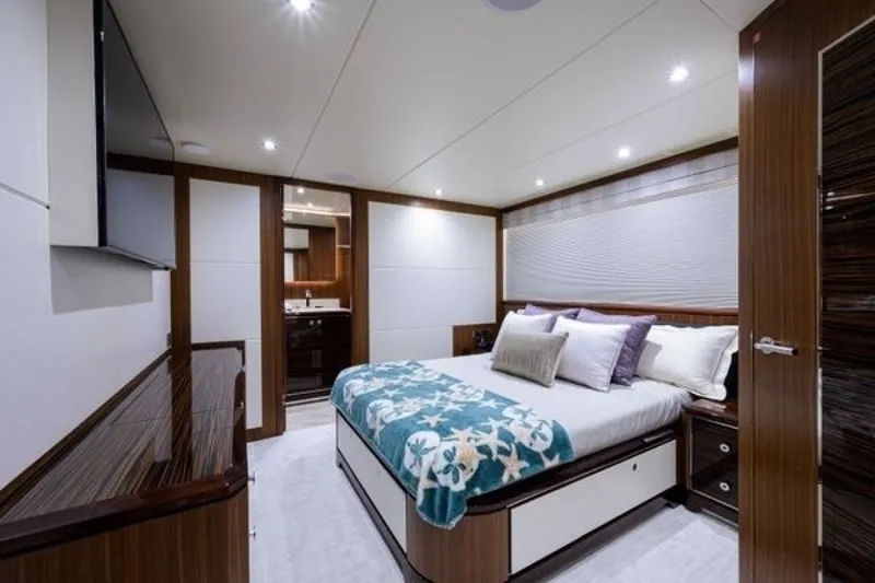 Slide: The Image of Ocean Alexander Motoryacht 100 2019 - 6203947